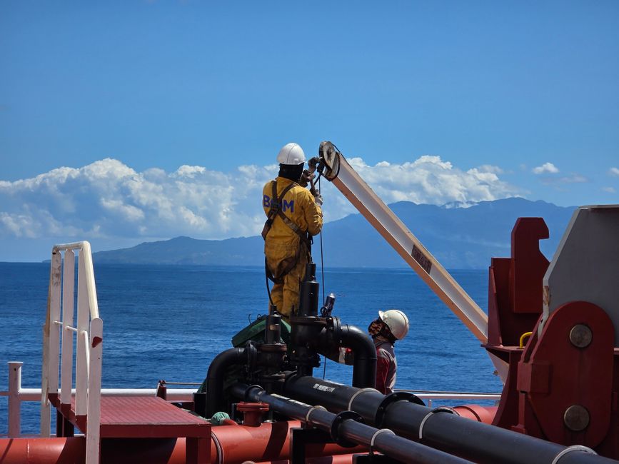 marine engine supplier